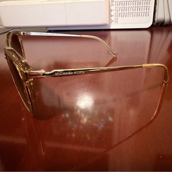 Michael Kors MK1077 Brisbane Gold Tinted Sunglasses Polarized display picture 1